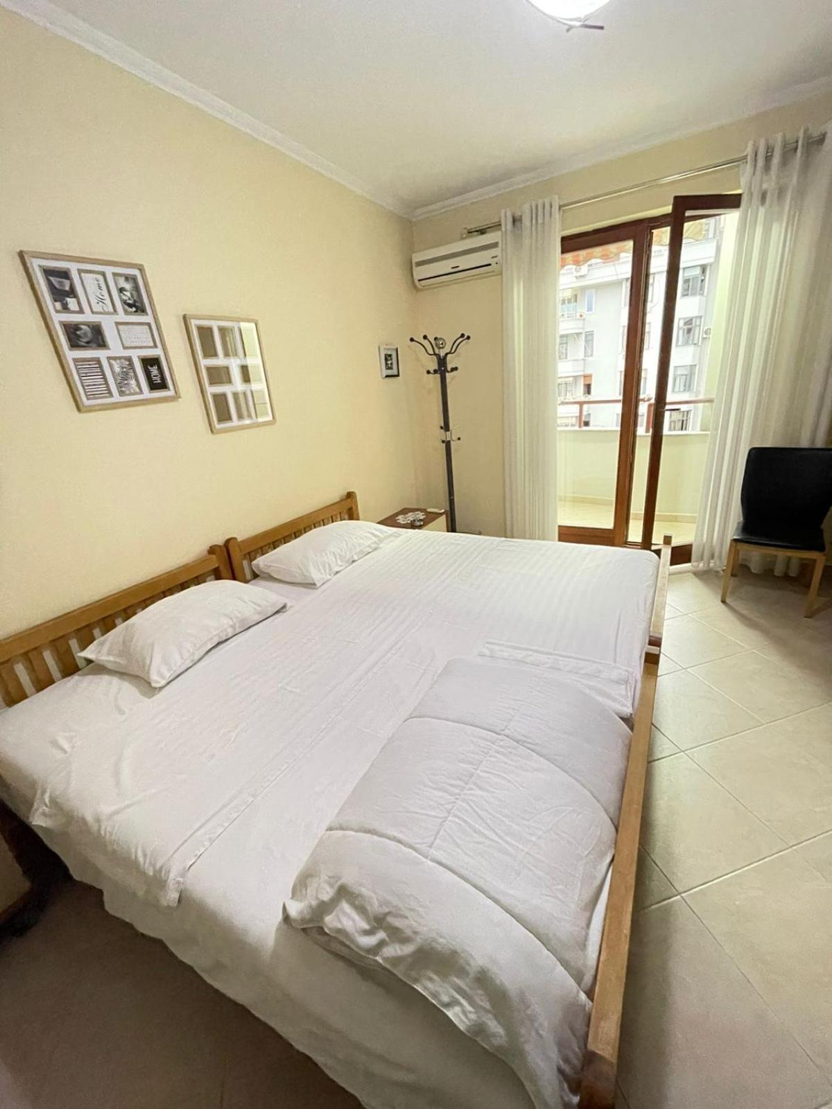 Ferienwohnung Skybase Tirana Exterior foto